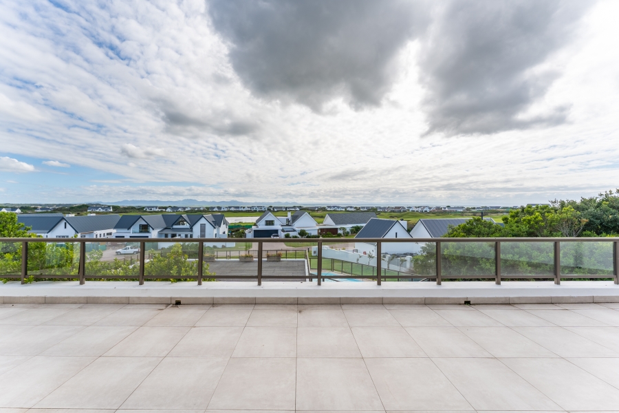 4 Bedroom Property for Sale in St Francis Links Eastern Cape
